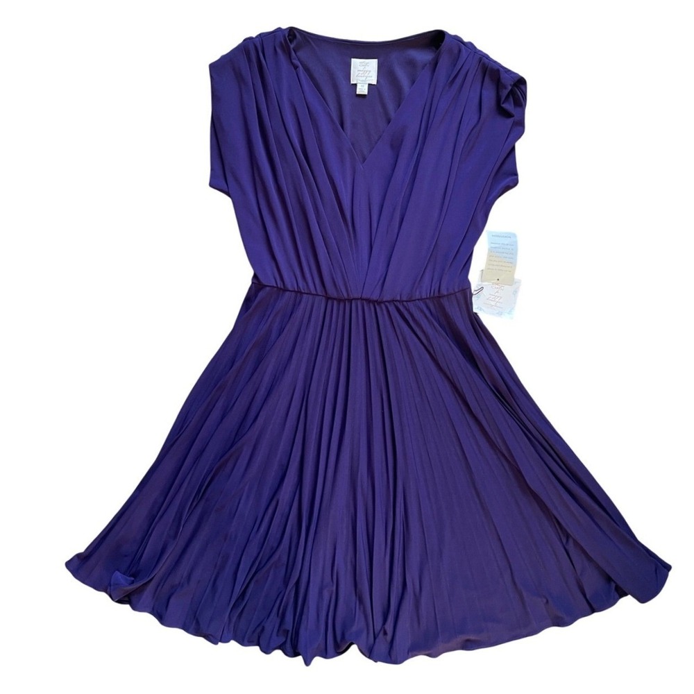 Suzi Chin for Maggy Boutique Dress Womens 10 Purple Pleated V-Neck Cocktail NEW
